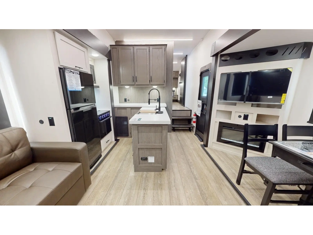 Arctic Wolf 27sgs 2025 alt