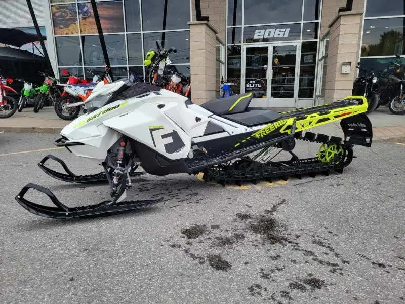 2018 Ski-Doo FREERIDE 850 165 E-TECH
