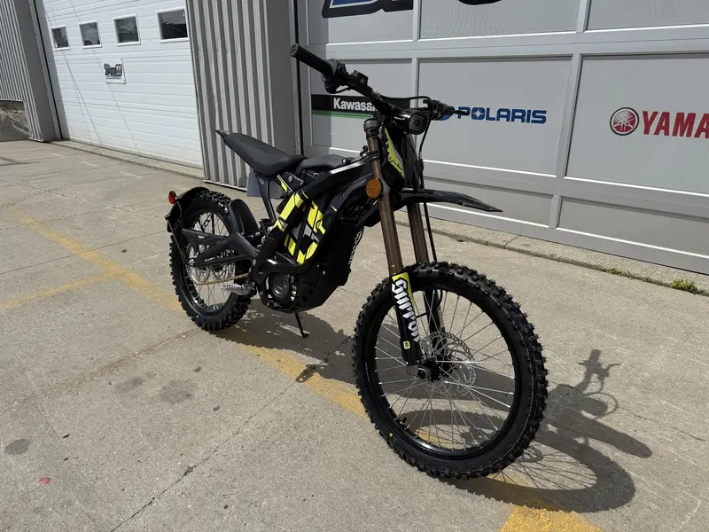 2025 Surron LIGHT BEE X MOTOCROSS ÉLECTRIQUE