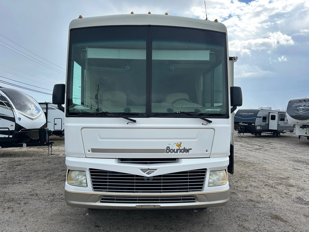Fleetwood Bounder 35e 2006 alt