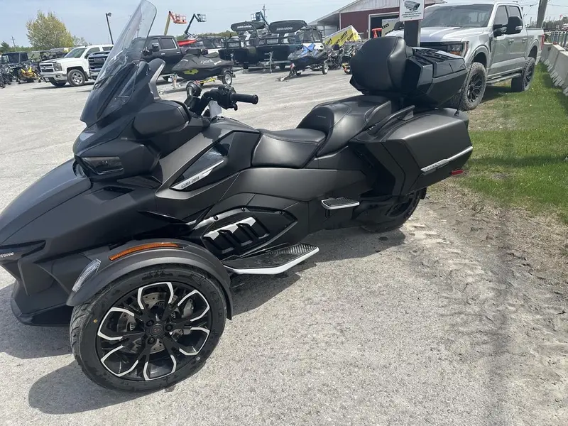 2023 Can-Am SPYDER RT-LTD / CHROME