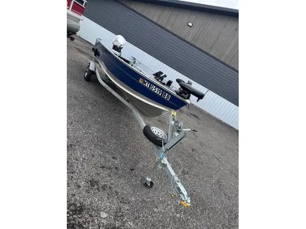 2014 LUND FURY 16FT