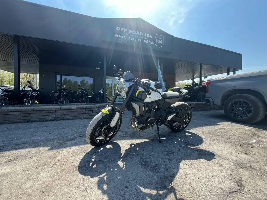2023 CFMOTO 700CLX-SPORT