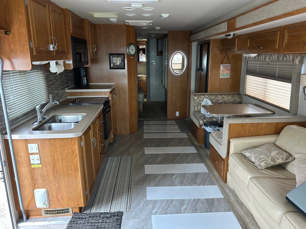 Fleetwood Bounder 35e 2006 alt
