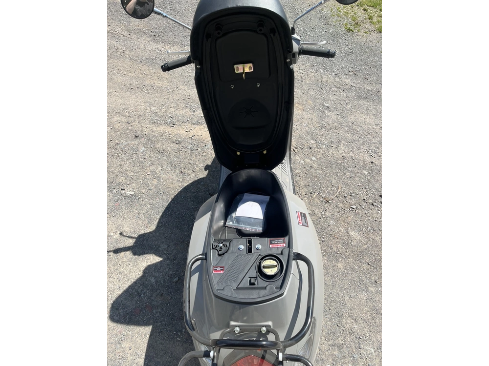 Scootterre Portofino 2023 alt