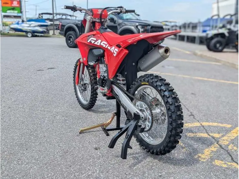 2024 GASGAS MC 450F thumbnail 17
