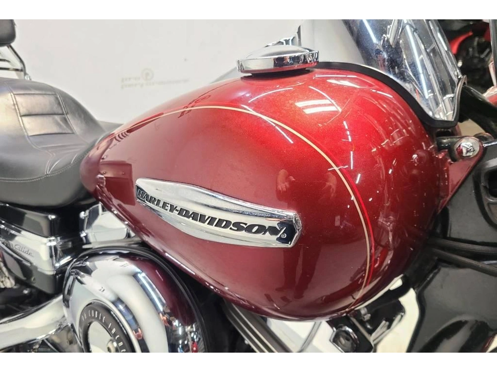 2009 Harley-davidson Dyna Superglide alt