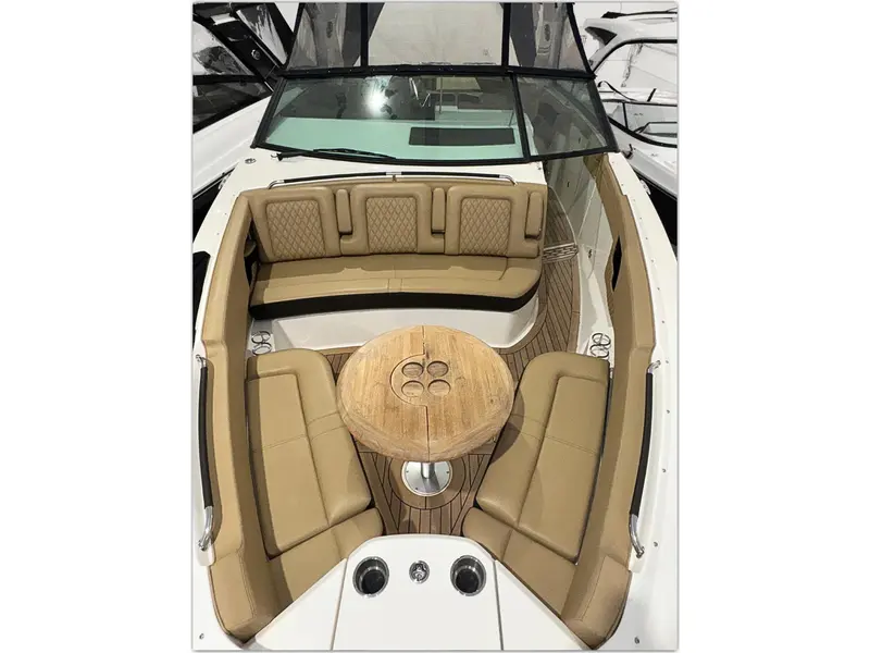 Sea Ray SLX 400 2021