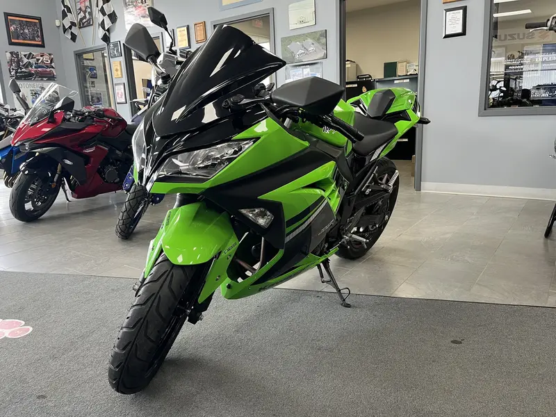 2014 Kawasaki NINJA 300 SPECIAL EDITION