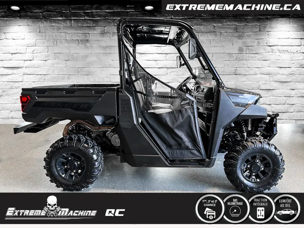 Polaris RANGER 1000 PREMIUM EPS 2024 - SEULEMENT 2667kM - COMME NEUF!!!
