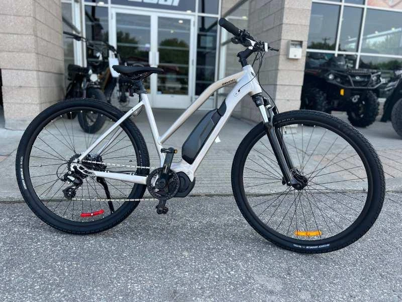 Devinci E-milano St E5000 L 2024 alt