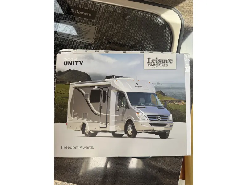 2011 LEISURE TRAVEL UNITY 24IB