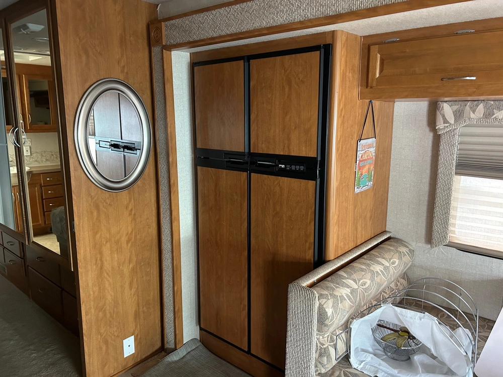 Fleetwood Bounder 35e 2006 alt