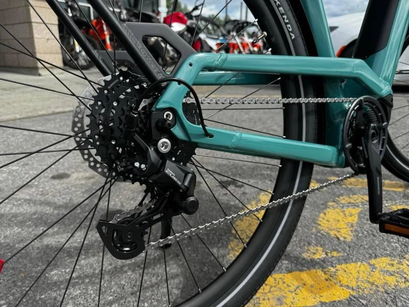 2024 Devinci E-cartier Ep6 M alt