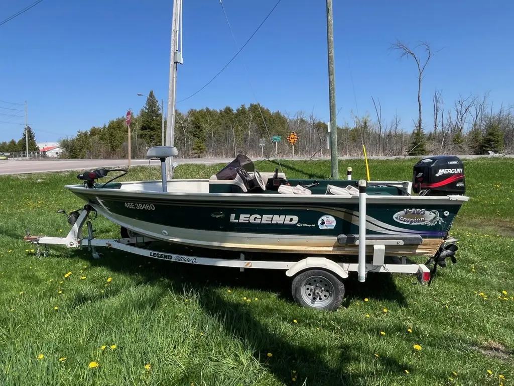 2000 Legend SCORPION 18