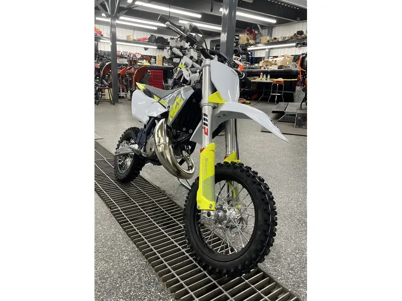 2025 Husqvarna TC 50 thumbnail 8