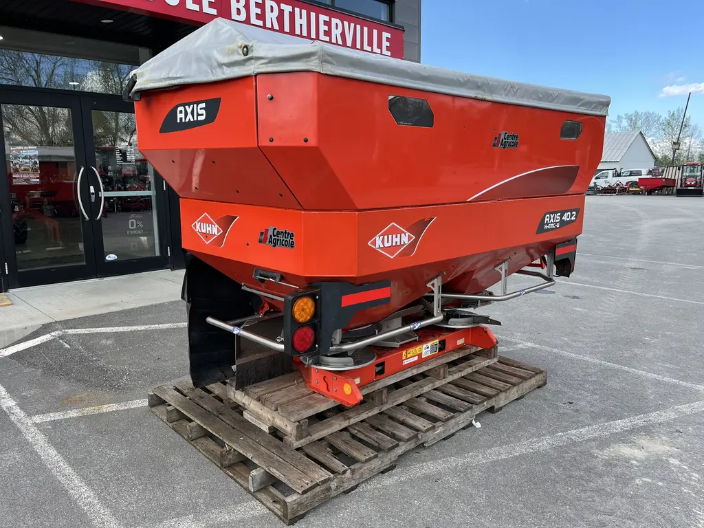2016 Kuhn AXIS 40.2 H-EMC-W