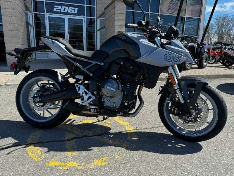 Suzuki Gsx-8s 2024 alt
