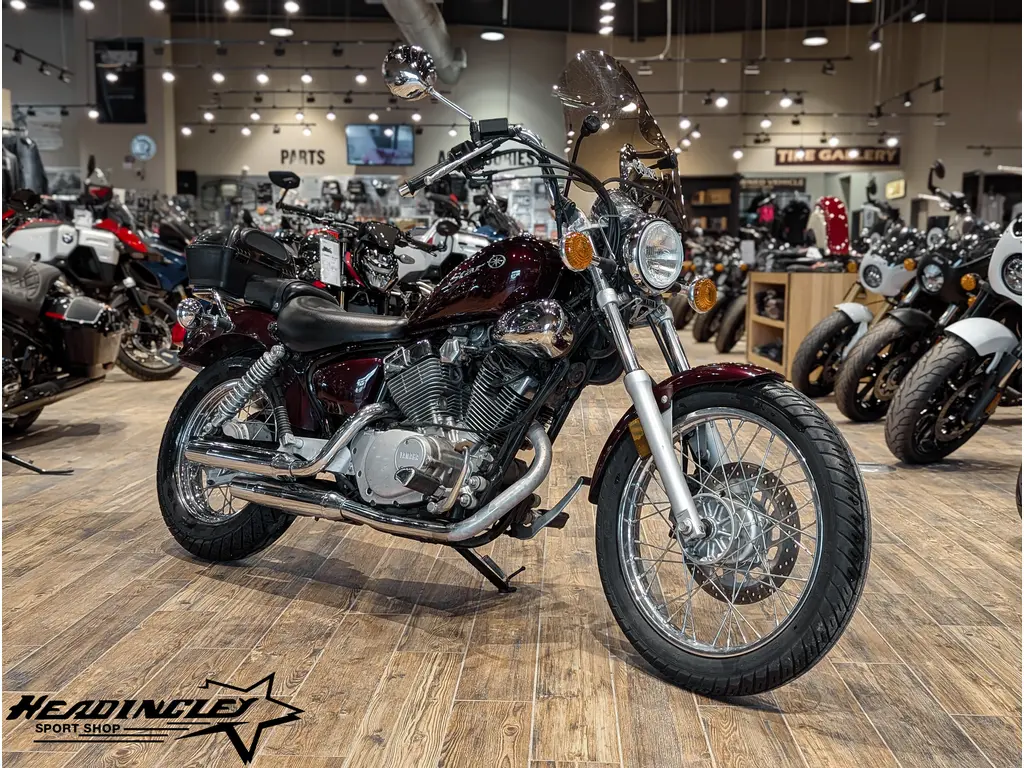 2009 Yamaha V-Star 250 // Very Dark Red Metallic