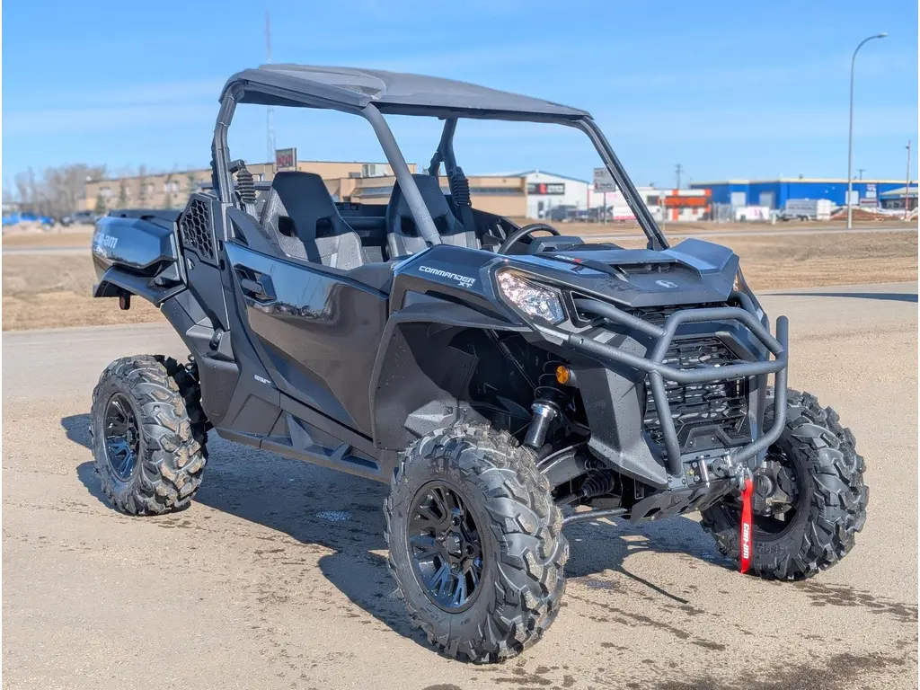 2025 Can-Am Commander XT 1000R
