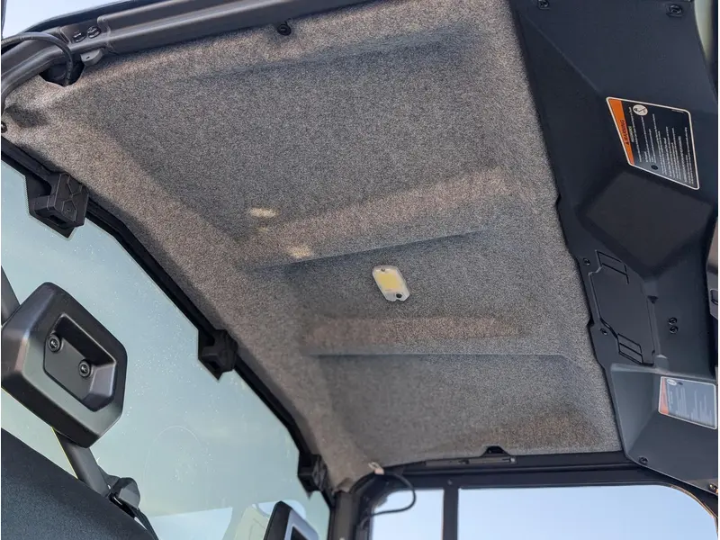 2026 Can-Am Defender DPS CAB HD9