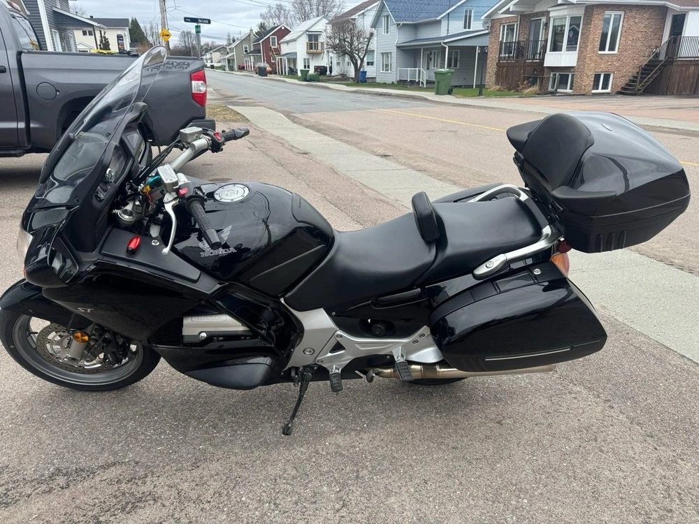 Honda St 1300 2012 alt