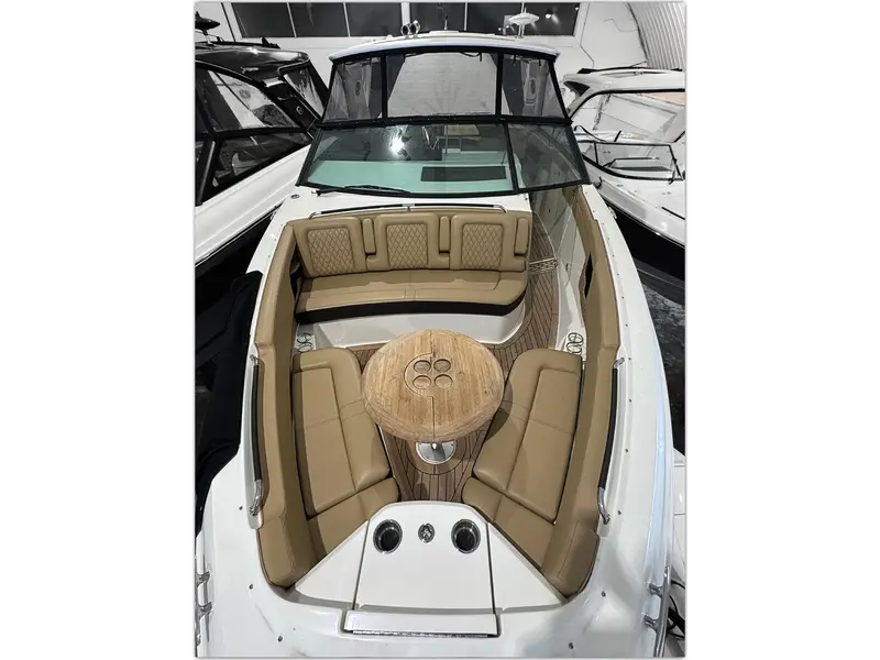 Sea Ray SLX 400 2021