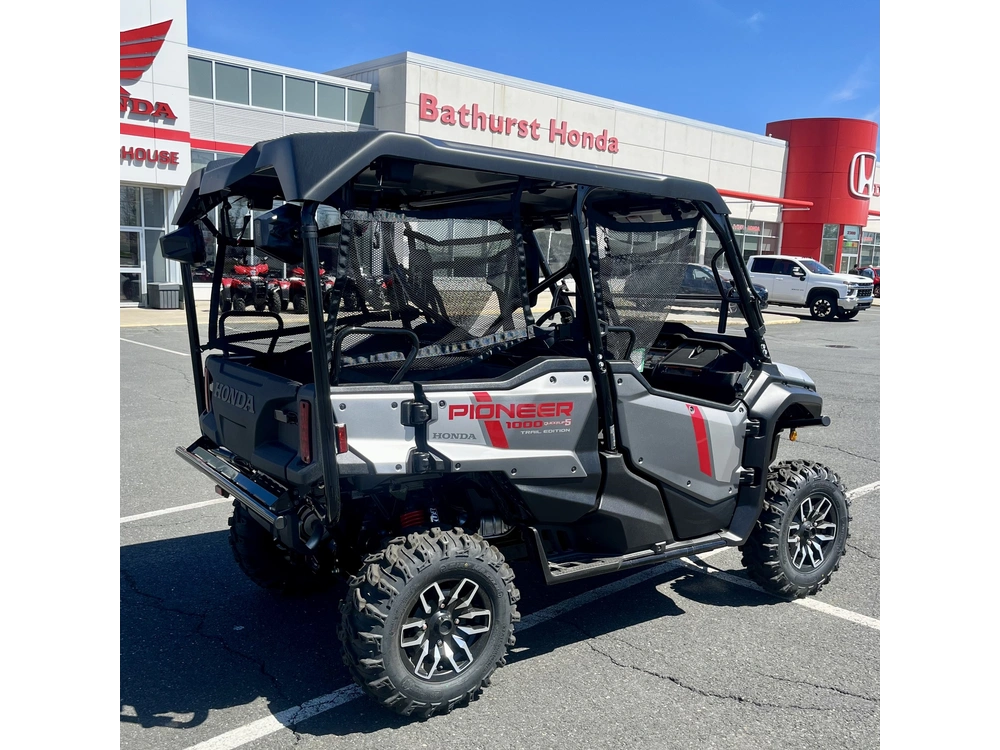 Honda Pioneer 1000 5p Trail Special Edition 2025 alt