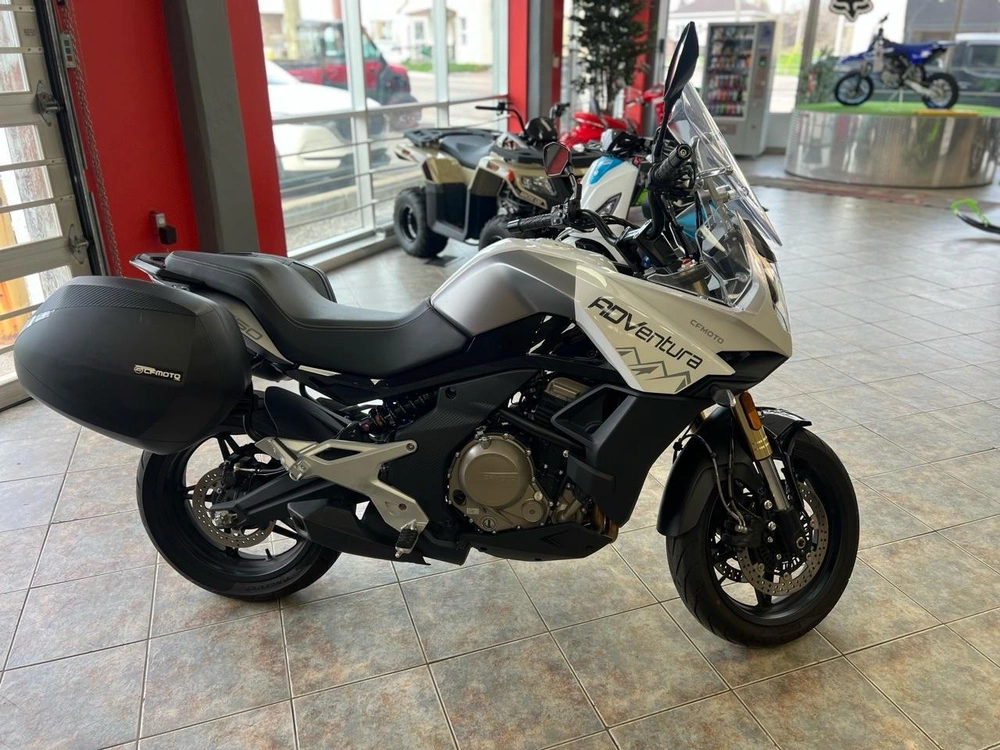 Cfmoto Adventura 650 2023 alt