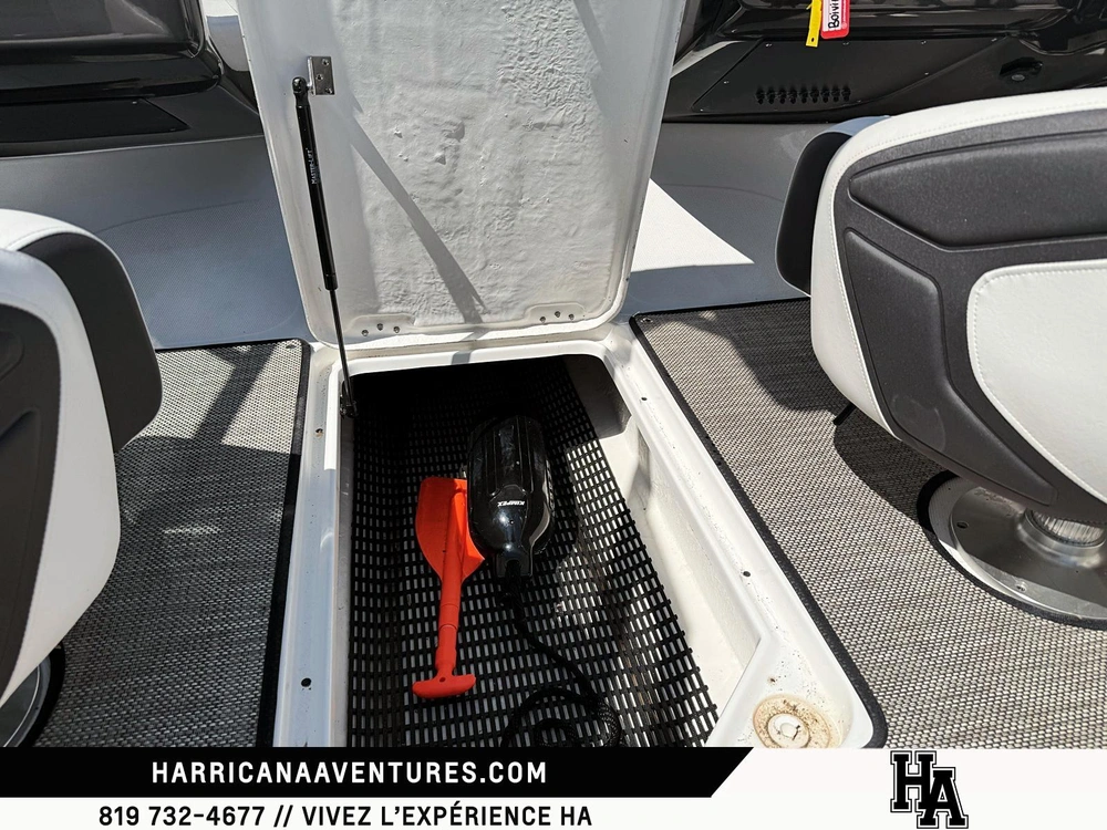 Monterey Boats 224fs Noir Onyx 2022 alt