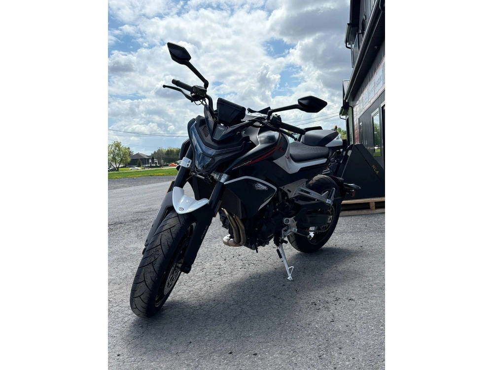 Cfmoto 800nk 2025 alt