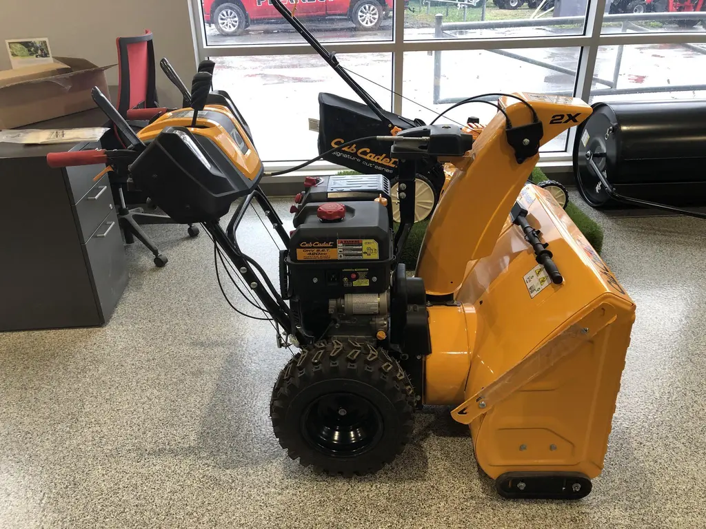 Cub Cadet 2X 30HD 2022