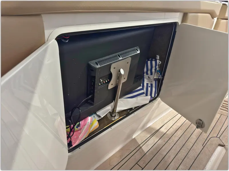 Sea Ray SLX 400 2021