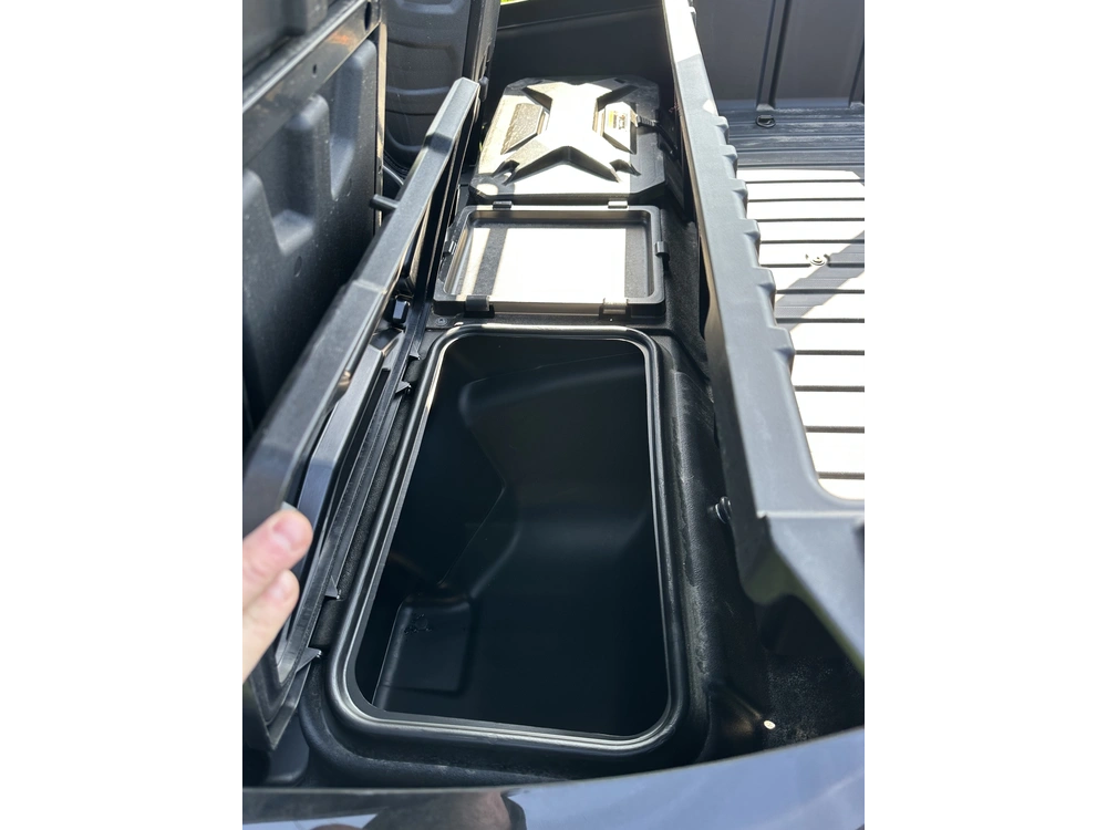 2025 Kawasaki Teryx S Le alt
