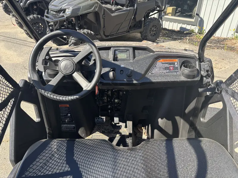 Honda Pioneer 520 2025