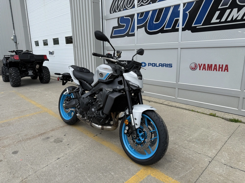 2025 Yamaha Mt-09 alt