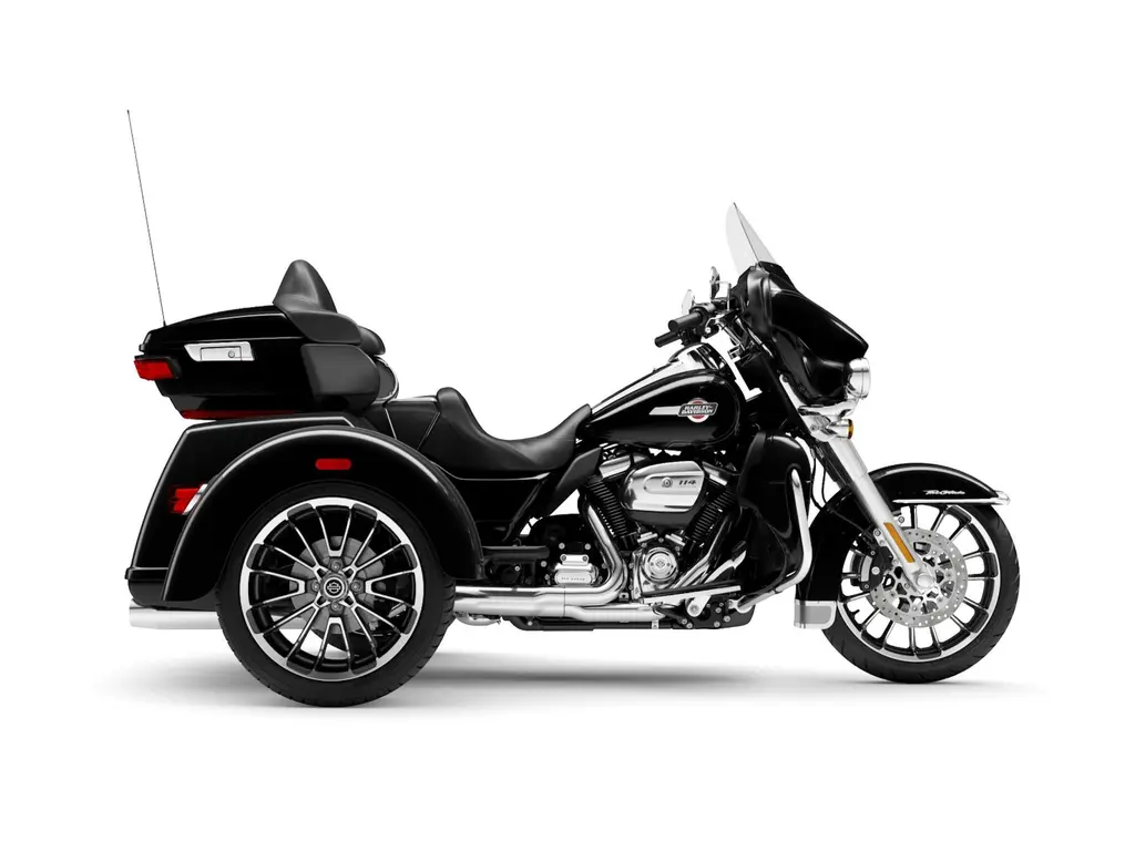 2025 Harley-Davidson FLHTCUTG TRI GLIDE ULTRA