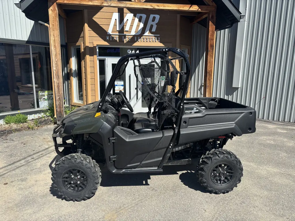 2025 Honda Pioneer 700-2 