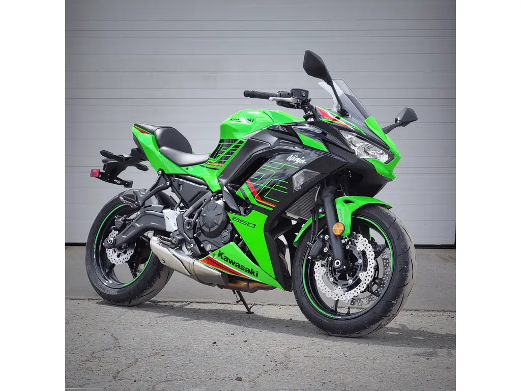 2024 Kawasaki Ninja 650 ABS KRT