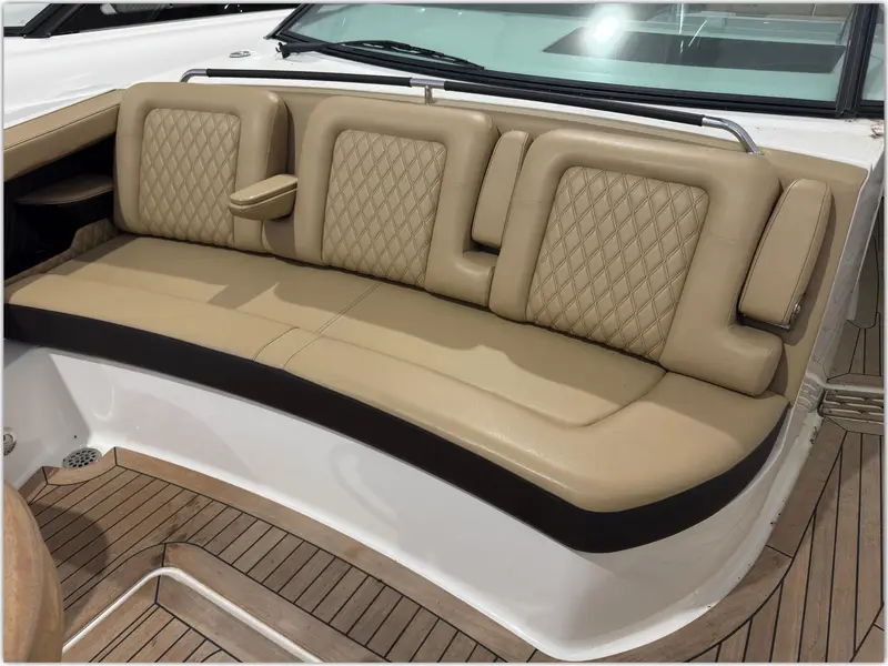 Sea Ray SLX 400 2021