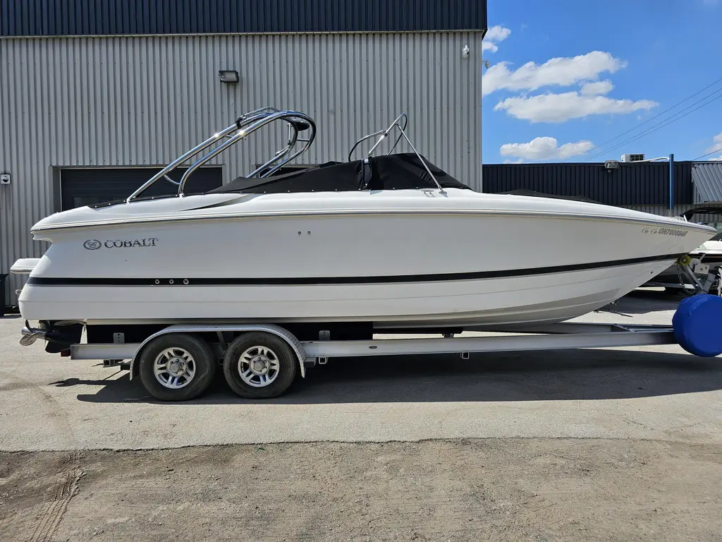 2005 Cobalt Boats 282 BOWRIDER