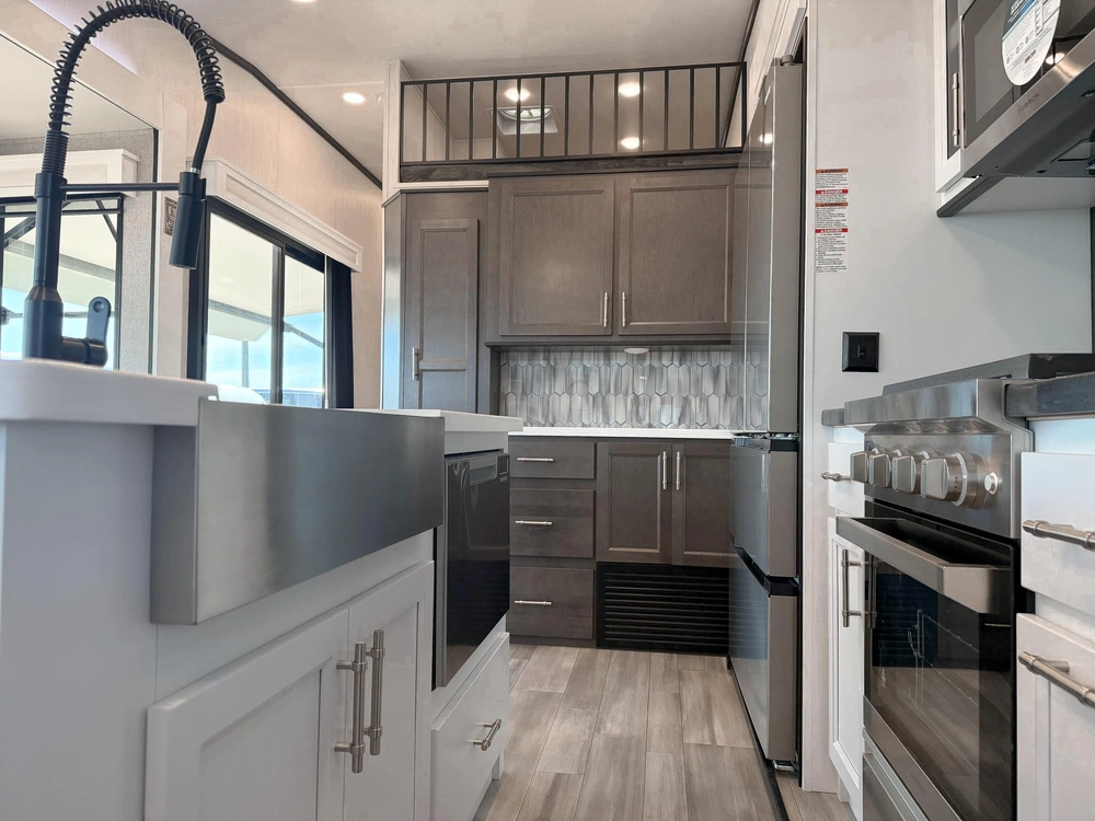 2024 Cedar Creek By Forest River 2024 Cedar Creek Cottage 40cdl alt