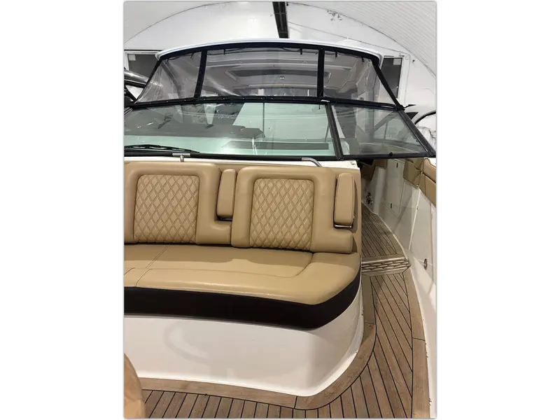 Sea Ray SLX 400 2021