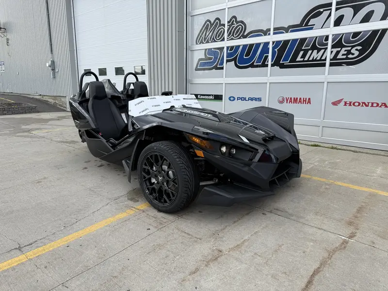 2025 SLINGSHOT Slingshot SL Manuel