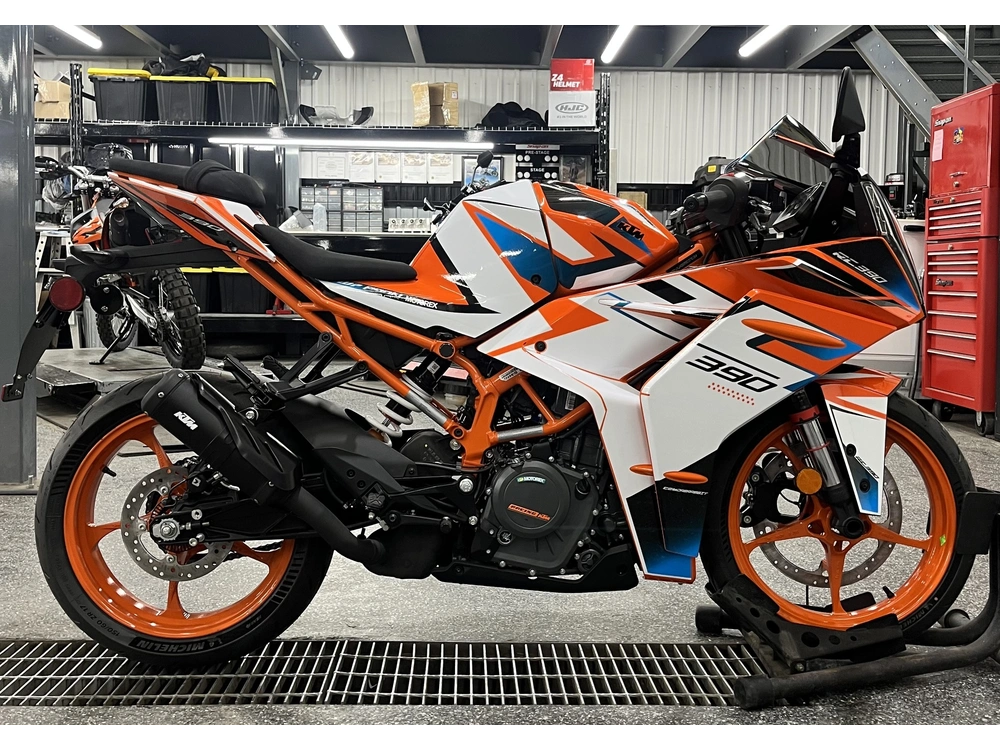 Ktm Rc 390 2024 alt