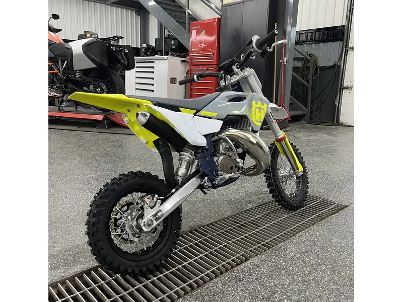 2025 Husqvarna TC 50 thumbnail 2