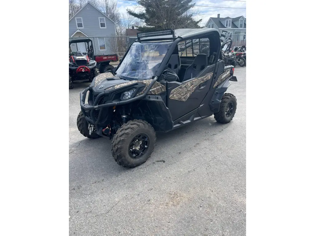 2023 Can-Am Maverick Trail DPS 1000