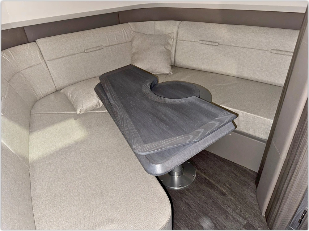 2021 Sea Ray Slx 400 $519,000 Usd alt