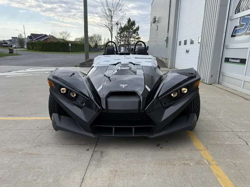 2025 SLINGSHOT Slingshot SL Manuel