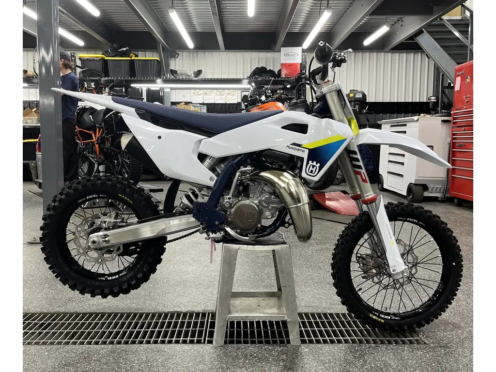 Husqvarna TC 85 17/14 2025